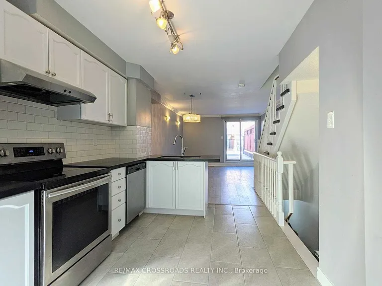 1173 Craven Rd — Photo 4