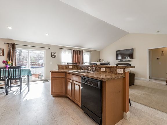 4th image of 11570 Bunker Hill Ct