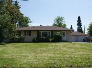 1940 Craig Pl E, Maplewood, MN 55109