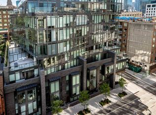 15 Beverley St TOWNHOUSE 25, Toronto, ON M5T 0B3