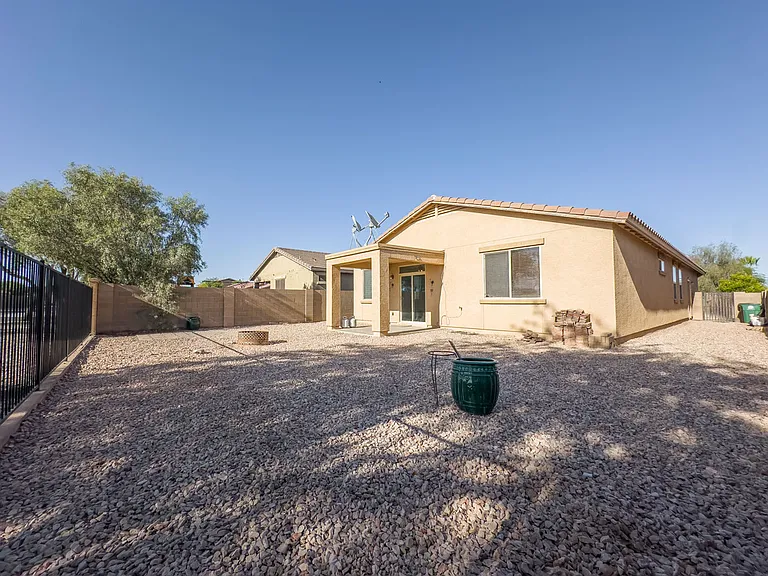 1036 S 177th Dr — Photo 23