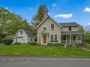 1007 Neffs Laurys Rd N, Laurys Station, PA 18059