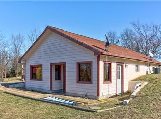 33107 E Mackey Rd, Buckner, MO 64016