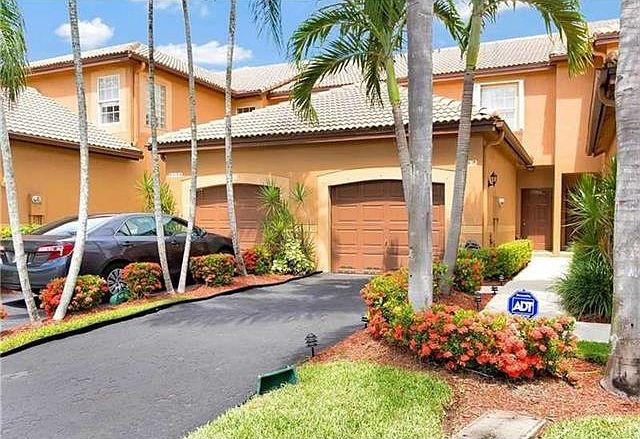 1st image of 1467 Veracruz Ln