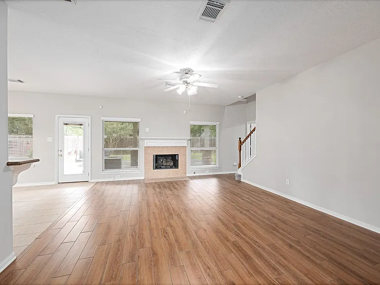 6118 Pine Lakes Dr — Photo 12