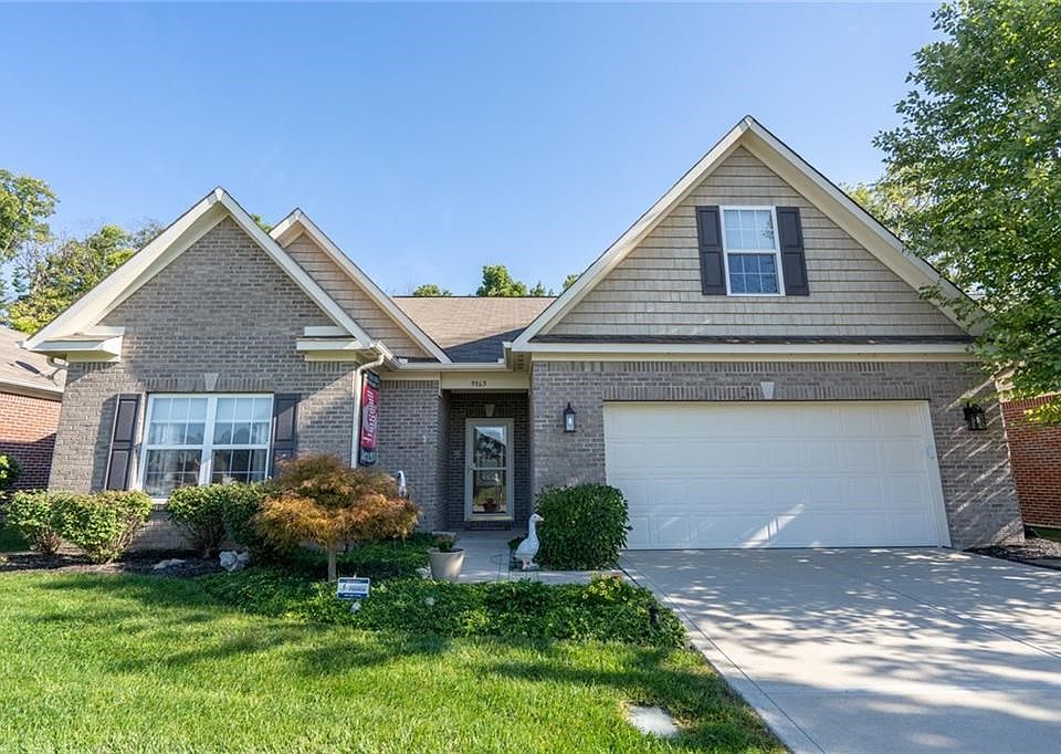1st image of 9865 Brook Wood Dr