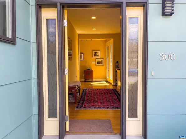 300 Riverside Ave, Charlottesville, VA 22902