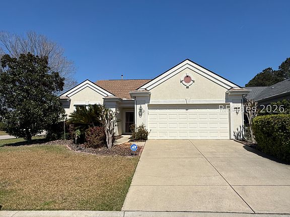 2nd image of 66 Holly Ribbons Cir