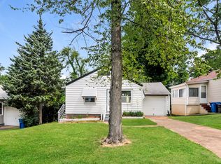 7425 Greenport Dr, Saint Louis, MO