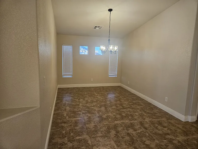 8338 Browns Mountain Ct — Photo 11