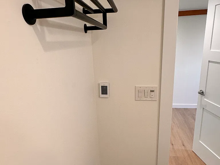97 Forrest Ave — Photo 13