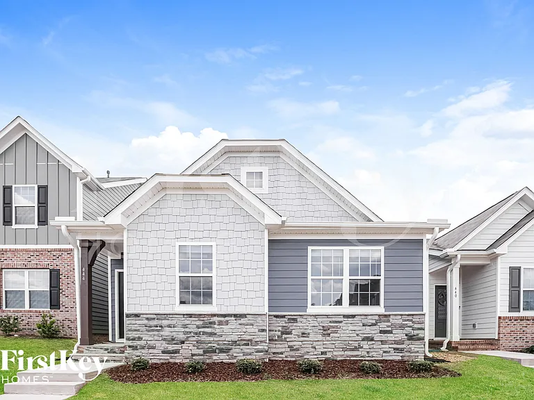 444 Haywood Glen Dr — Photo 1