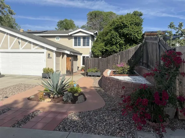 8589 Dortha Ct, Santee, CA 92071