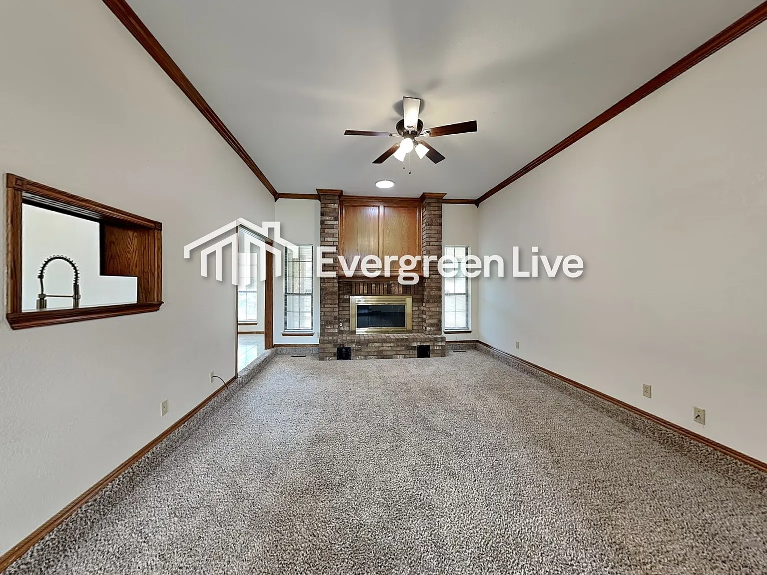3 bed, 2.0 bath, 1858 sqft, $1,645 — Photo 3