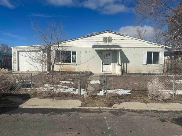 104 Manzanita St, Herlong, CA 96113