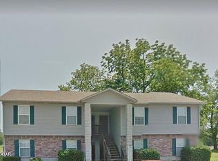 1605 Mayberry Dr #D, Neosho, MO 64850