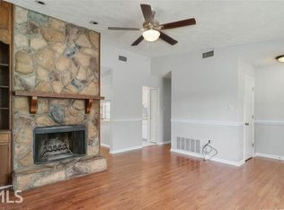 64 Rivers Bend Dr, Savannah, GA 31406