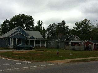 341 College Ave, Elberton, GA 30635