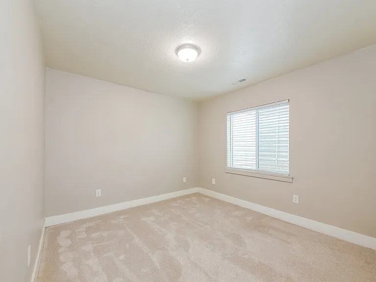 1791 E Tumwater Ln — Photo 13