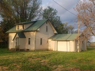 129 9th Ave, Inman, KS 67546
