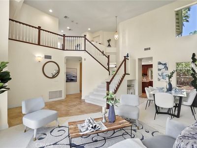 24567 Overland Dr, Canoga Park, CA, 91304