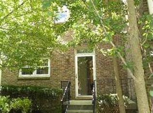 1358 Gray Hawk Rd, Lexington, KY 40502