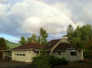 76882 Ridge Dr, Cottage Grove, OR 97424