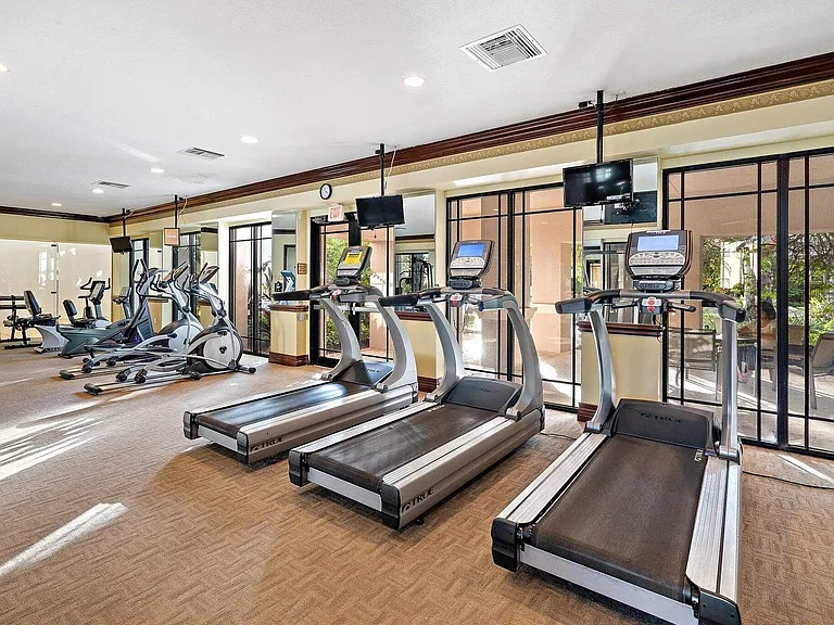 2724 Anzio Ct #308 — Photo 4