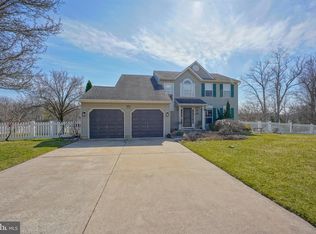 114 Azalea Dr, Deptford, NJ 08096