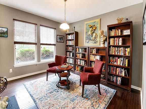 5th image of 2819 Bentwood Dr