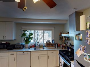 9 Arlington St APT 2, Somerville, MA 02145