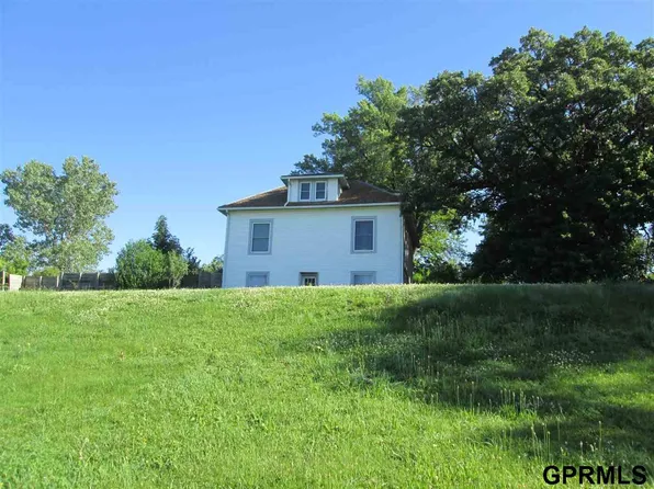 1702 Avenue D, Plattsmouth, NE 68048
