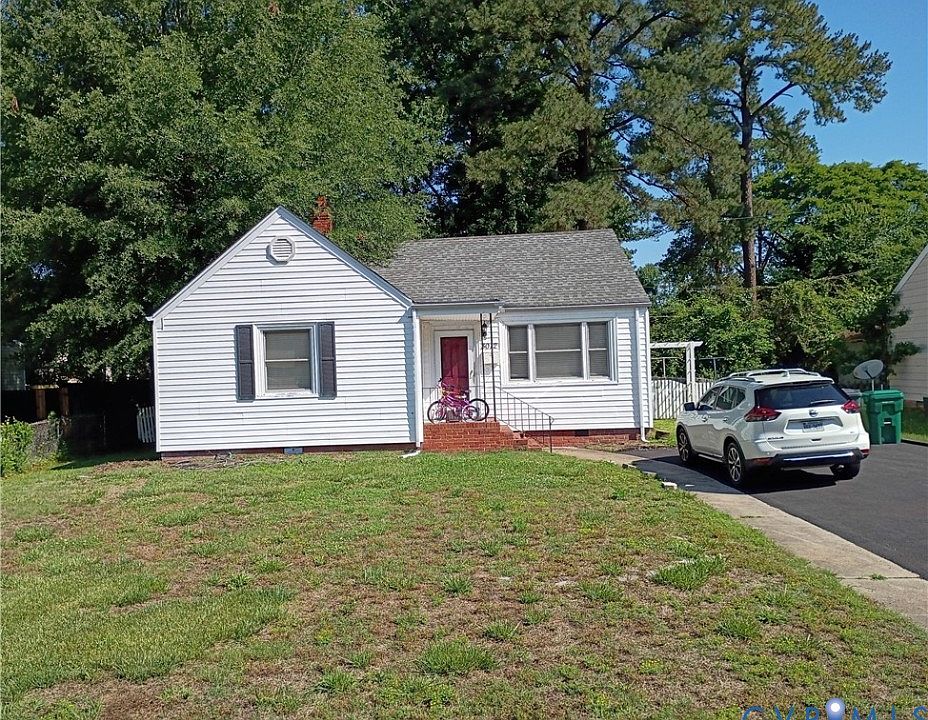 1st image of 3012 Maplewood Rd