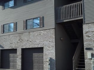 1800 W Highland Ave APT D, Elgin, IL 60123