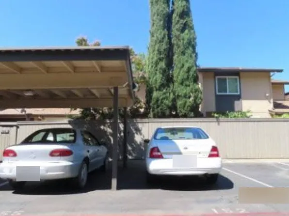 5132 Greenberry Dr, Sacramento, CA 95841