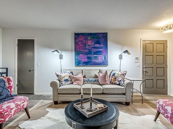 3rd image of 11301 N May Ave APT A