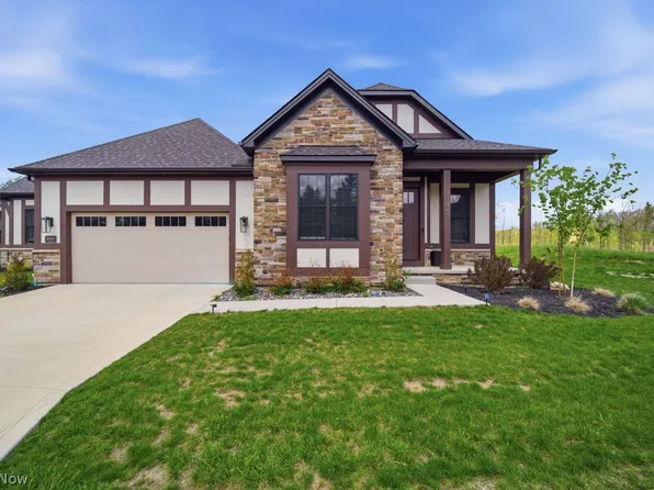 39441 Stillman Ln, Willoughby, OH 44094