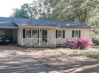 556 Laney Rd, Locust Grove, GA 30248