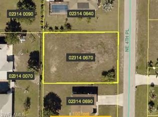 2616 NE 4th Pl, Cape Coral, FL 33909