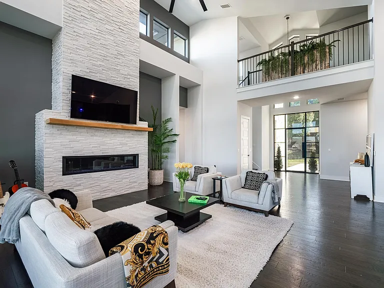 14900 Copper Ridge Ln — Photo 9