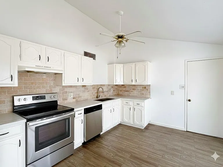 24126 Jumping Jay Ln — Photo 7