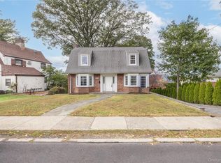 63 Berkshire Rd, Yonkers, NY 10710