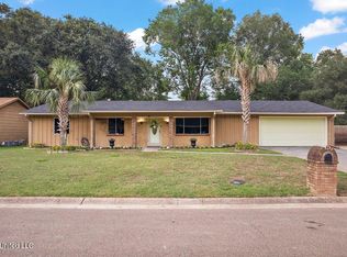 350 Beechcrest Dr, Jackson, MS 39211