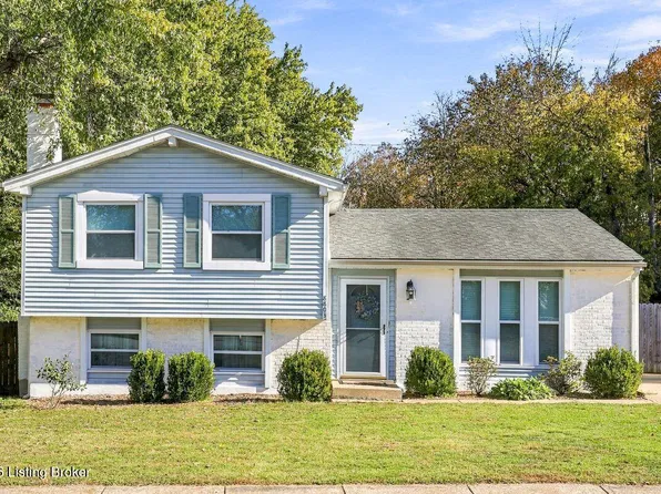 8803 William Penn Way, Louisville, KY 40228