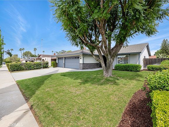 4th image of 2845 Roncador Pl