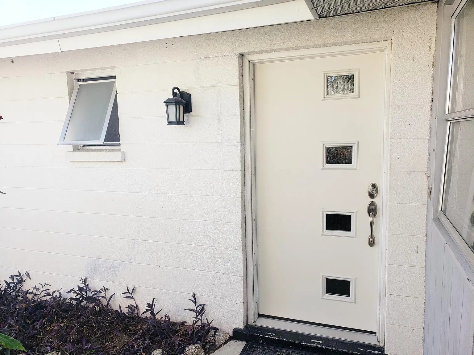 3718 S Lockwood Ridge Rd — Photo 2