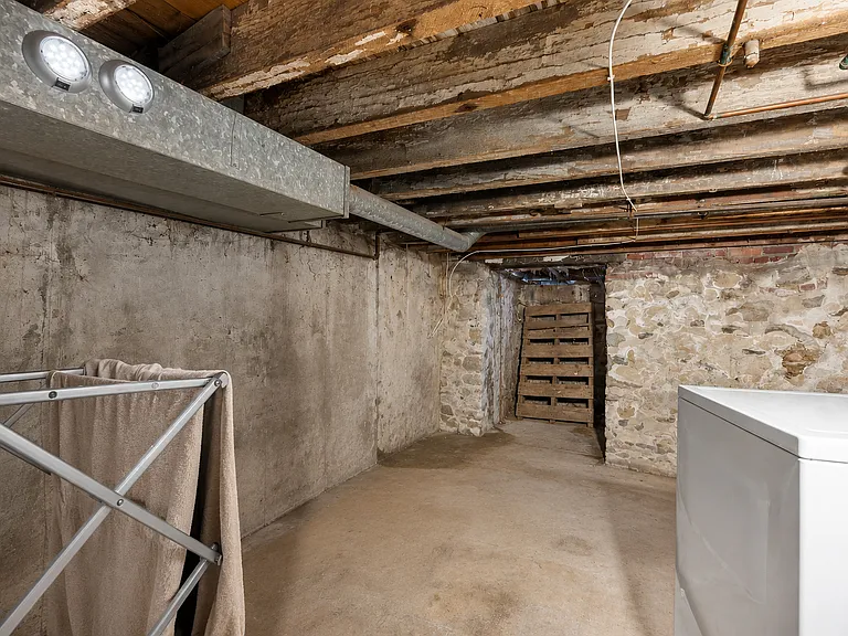 2319 Cedar St #1 — Photo 12