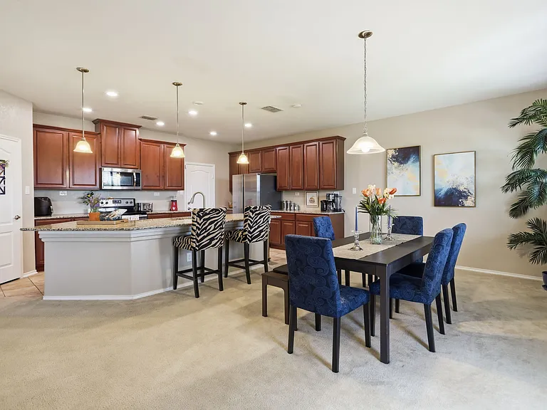 7910 Emmeline Dr — Photo 9