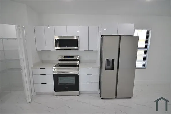 2132 Barker Blvd — Photo 30