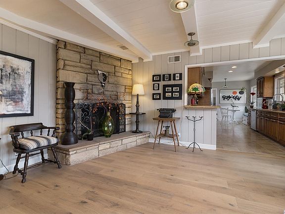 5th image of 2106 Tondolea Ln